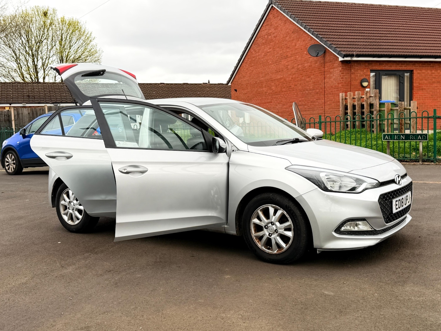 Used Hyundai i20 2018 for sale - 78131858: Photo 17