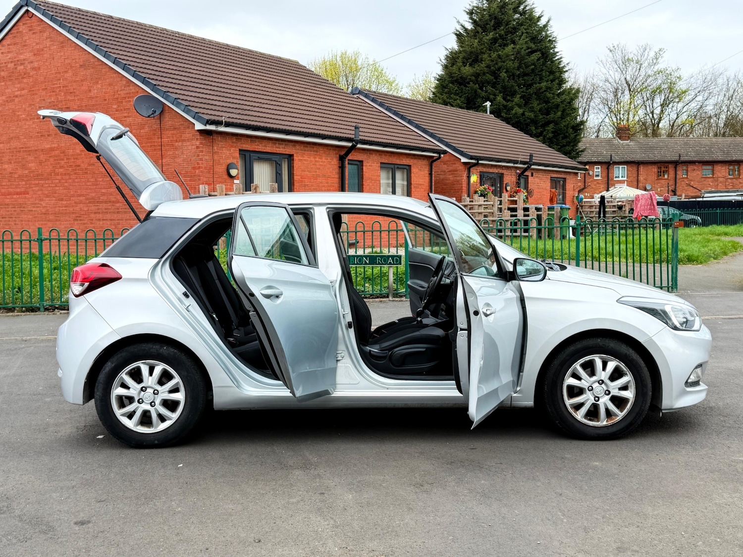 Used Hyundai i20 2018 for sale - 78131858: Photo 22