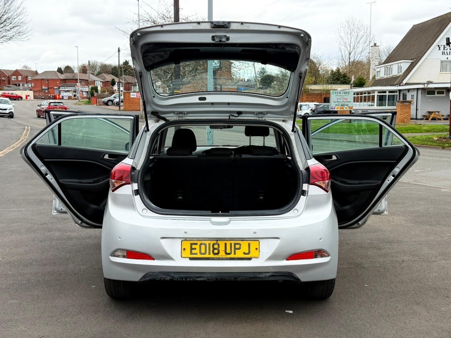 Used Hyundai i20 2018 for sale - 78131858: Photo 23