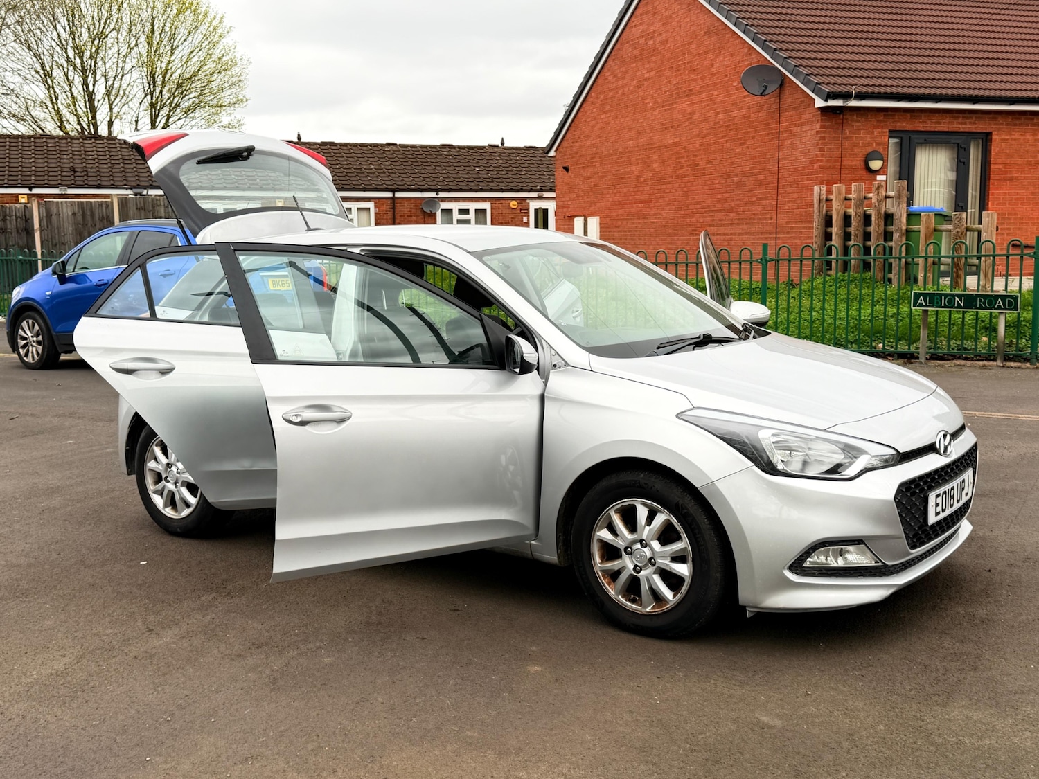 Used Hyundai i20 2018 for sale - 78131858: Photo 24