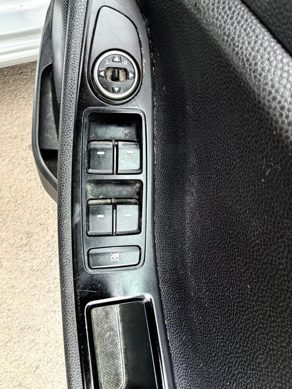 Used Hyundai i20 2018 for sale - 78131858: Photo 32