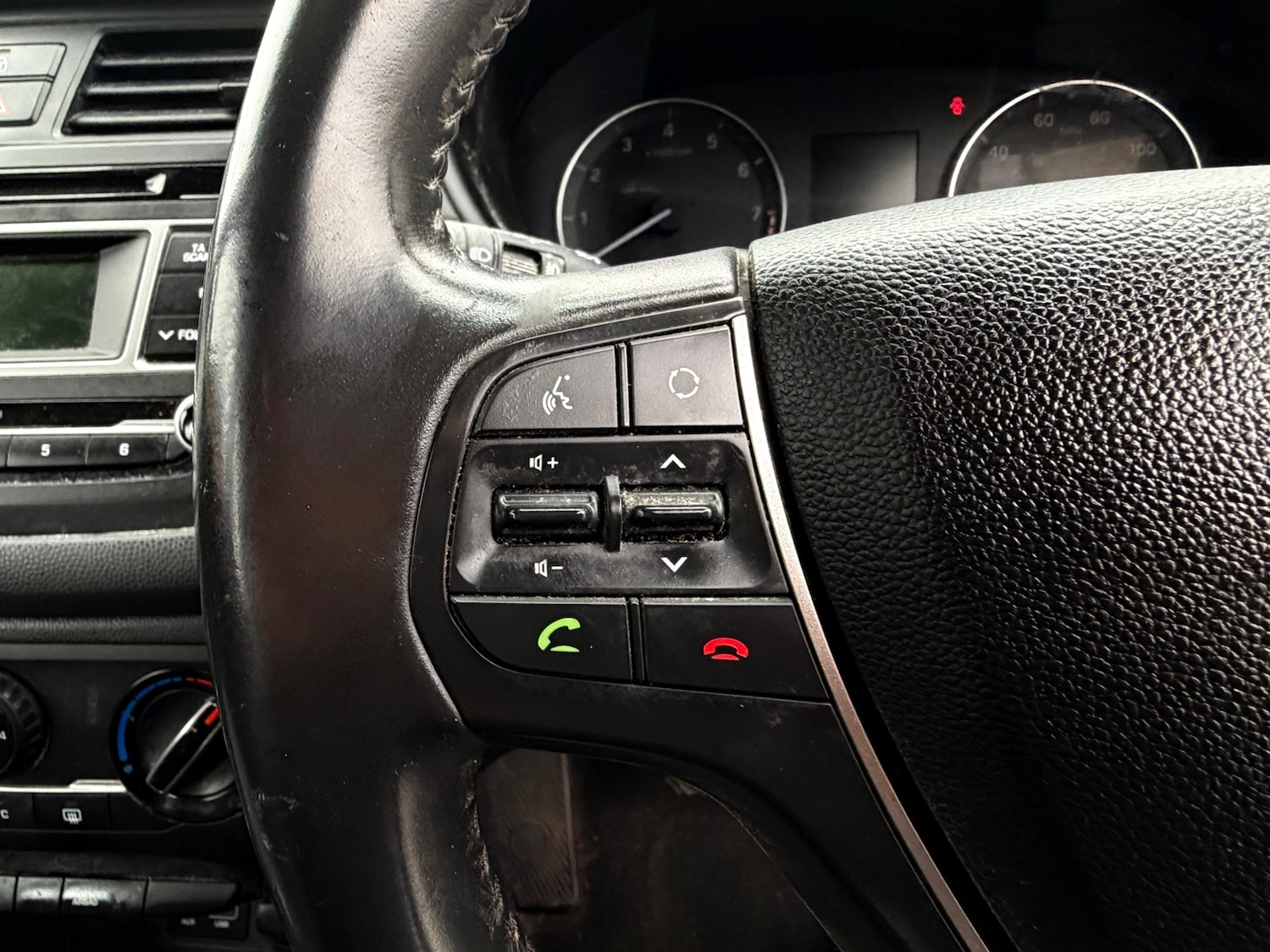 Used Hyundai i20 2018 for sale - 78131858: Photo 33