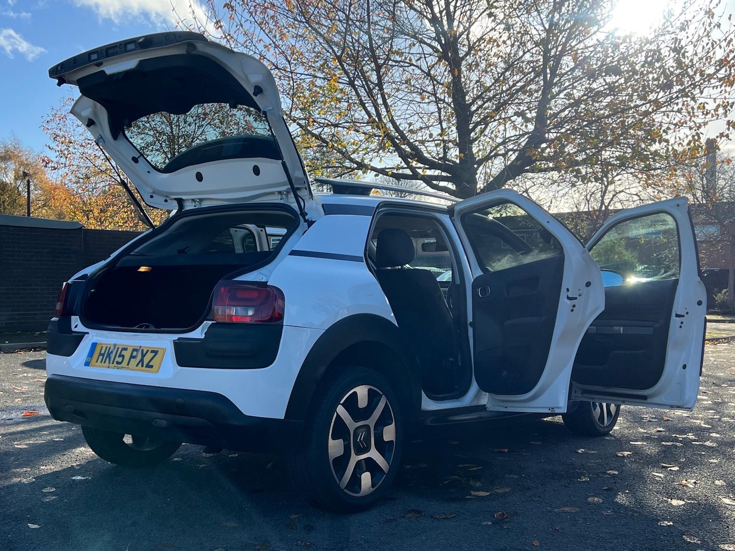 Used Citroen C4 Cactus 2015 for sale - 76454801: Photo 12