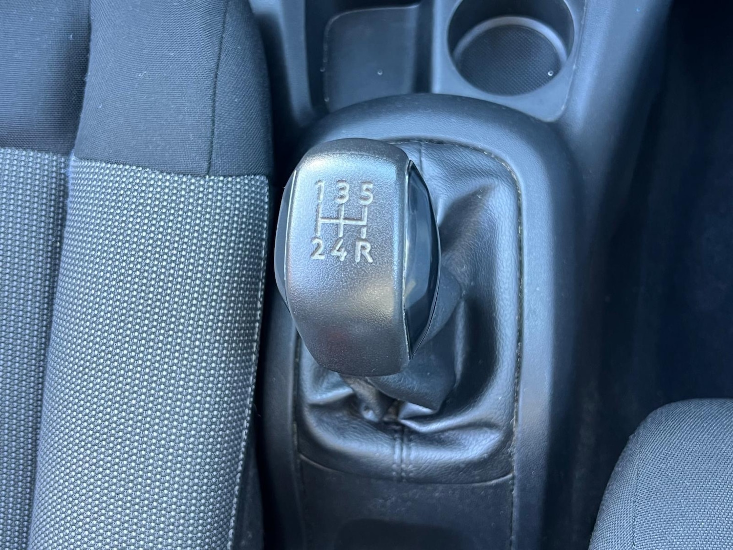 Used Citroen C4 Cactus 2015 for sale - 76454801: Photo 16