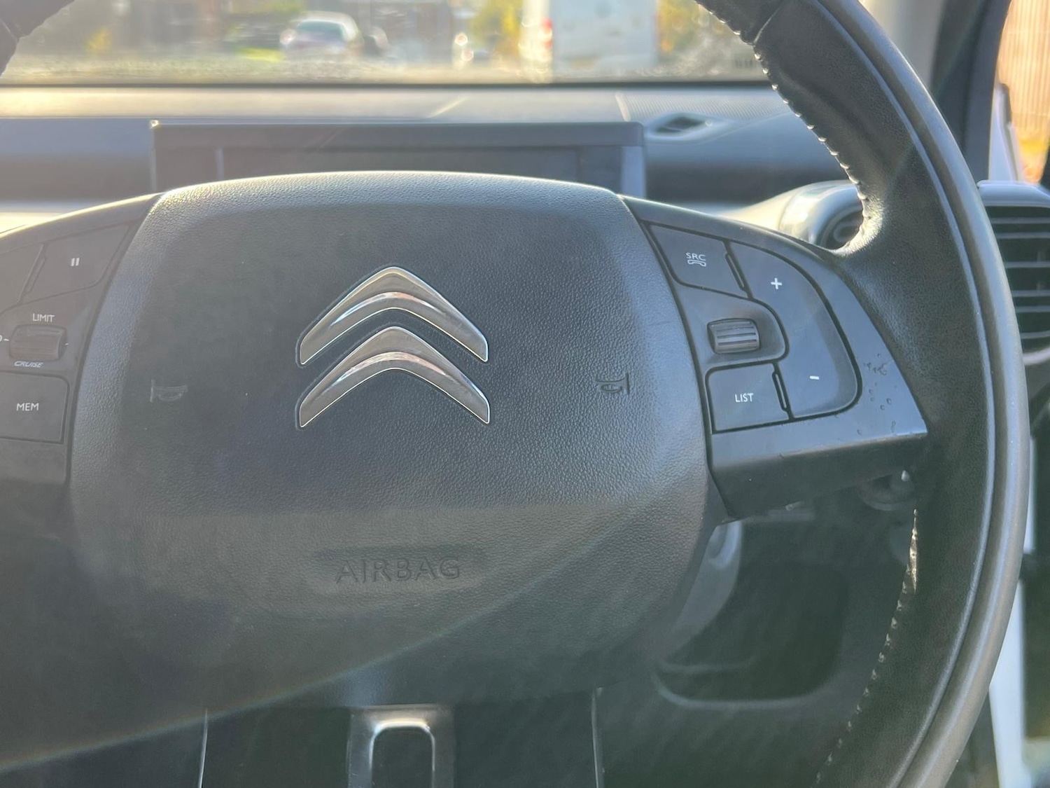 Used Citroen C4 Cactus 2015 for sale - 76454801: Photo 19