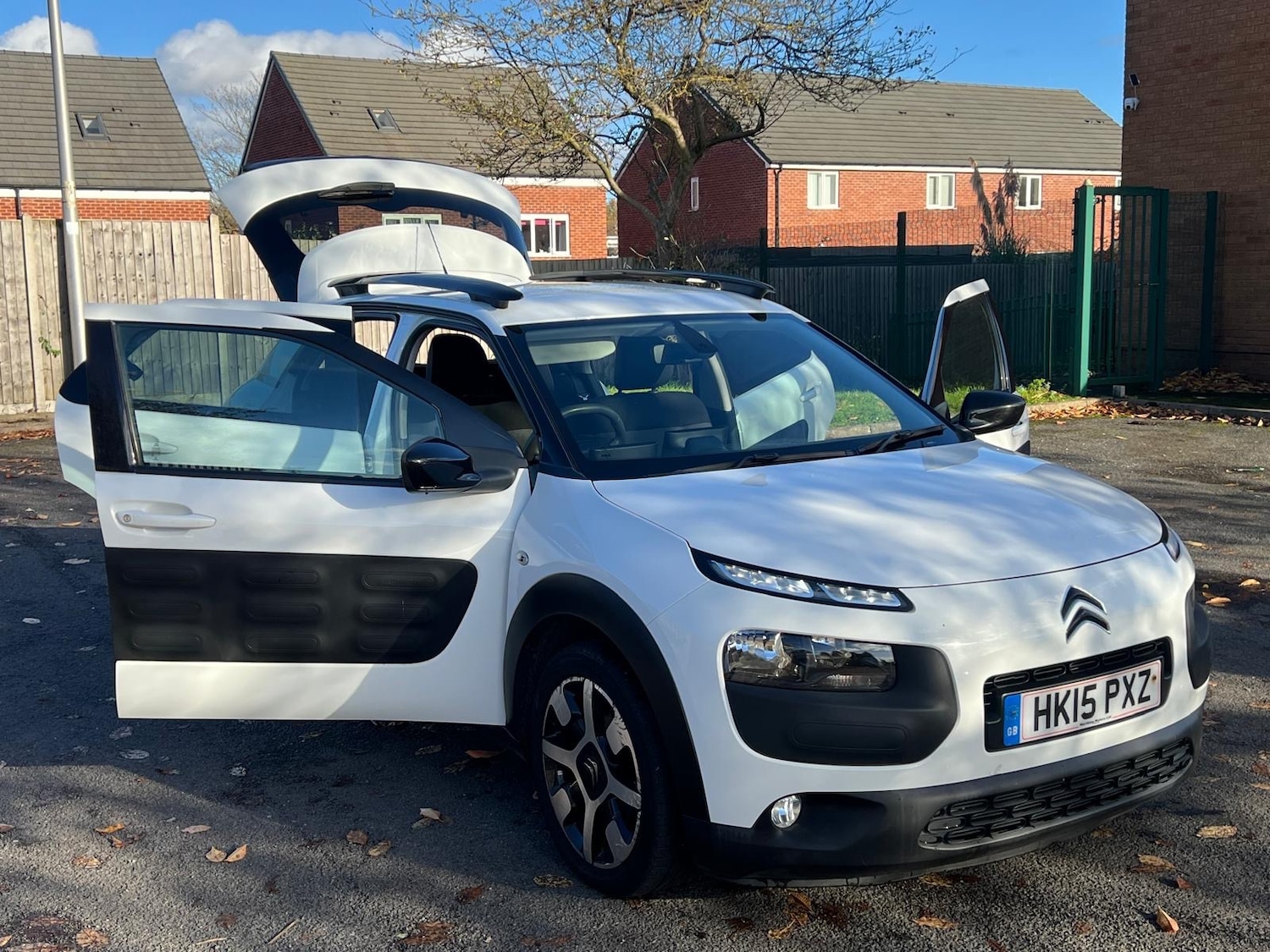 Used Citroen C4 Cactus 2015 for sale - 76454801: Photo 2
