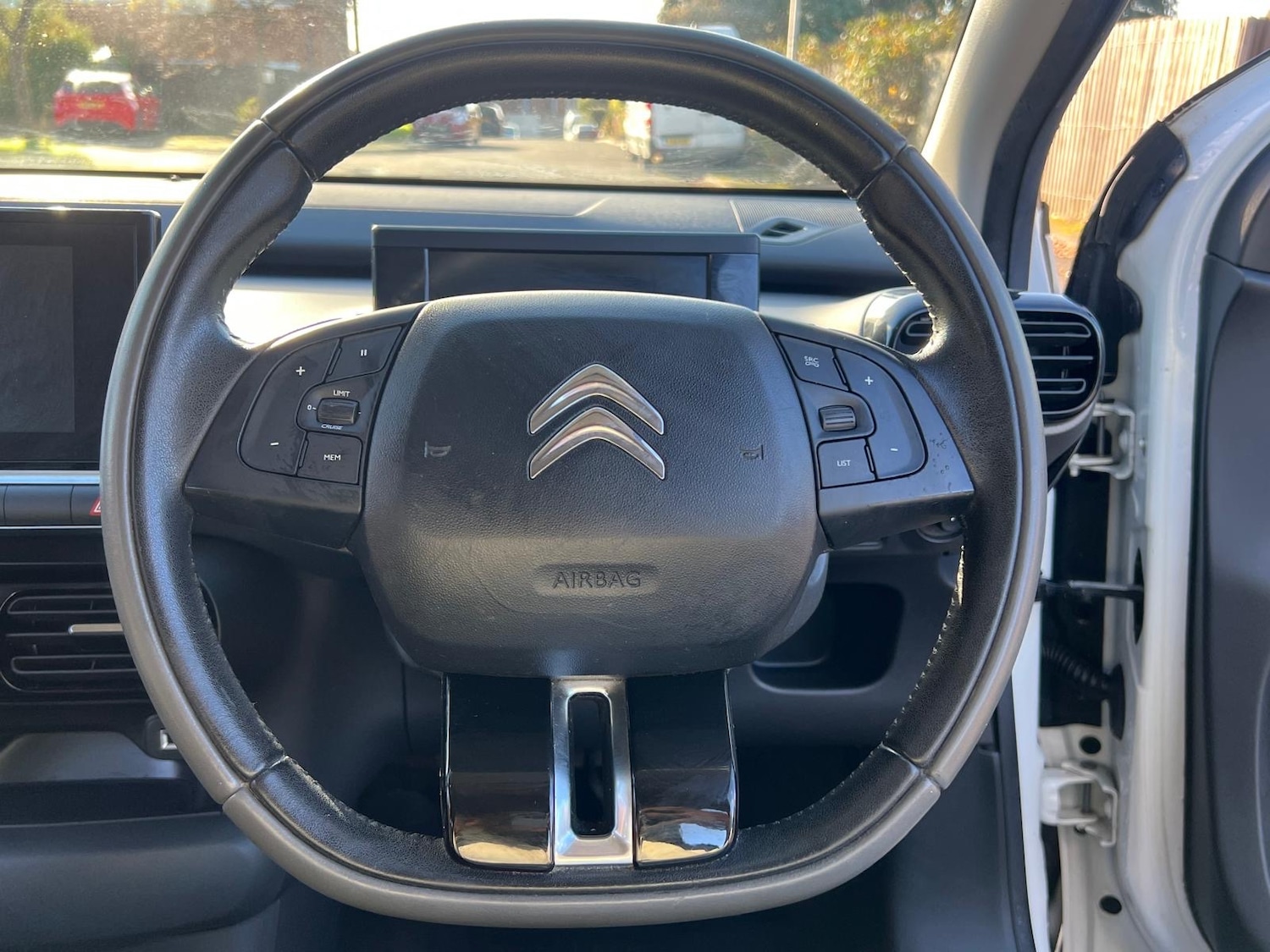 Used Citroen C4 Cactus 2015 for sale - 76454801: Photo 21