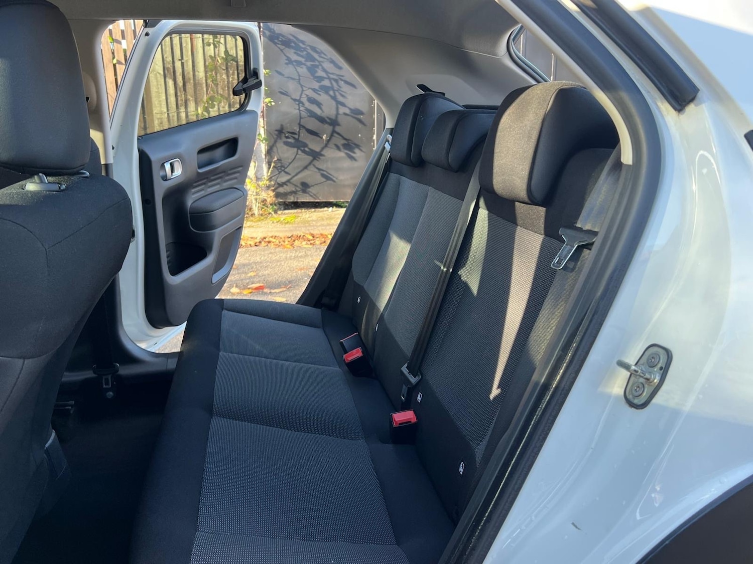 Used Citroen C4 Cactus 2015 for sale - 76454801: Photo 24