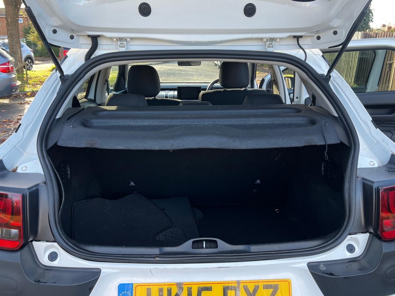 Used Citroen C4 Cactus 2015 for sale - 76454801: Photo 29