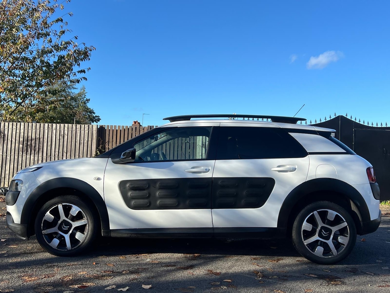 Used Citroen C4 Cactus 2015 for sale - 76454801: Photo 38