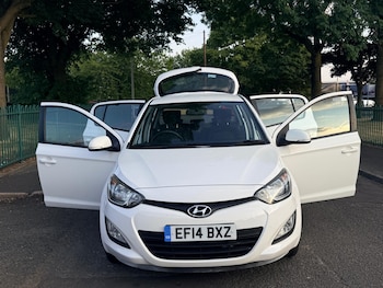 Used Hyundai i20 2014 for sale - 79292825: Photo