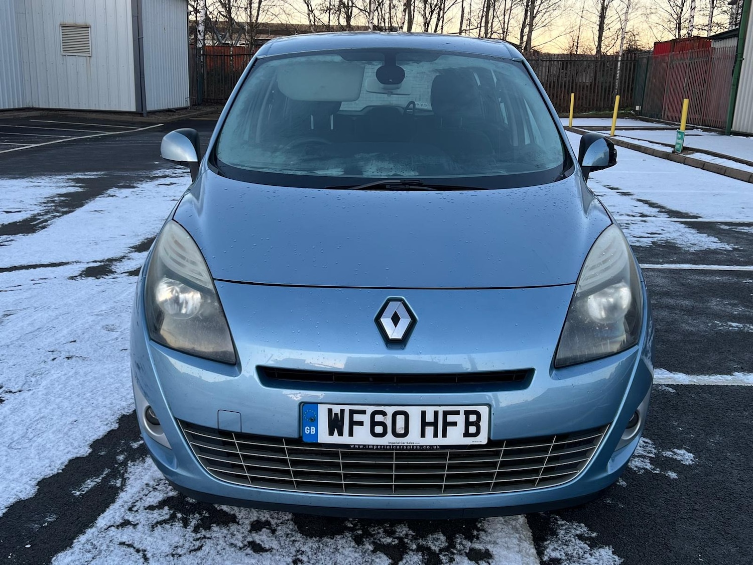 Used Renault Grand Scenic 2010 for sale - 77102475: Photo 2