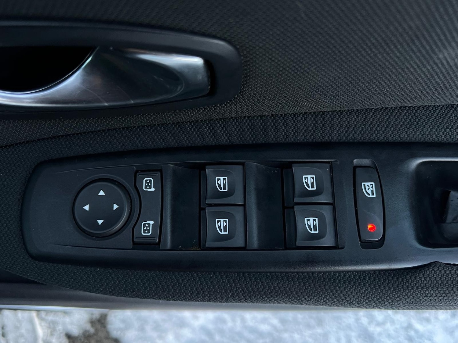 Used Renault Grand Scenic 2010 for sale - 77102475: Photo 26