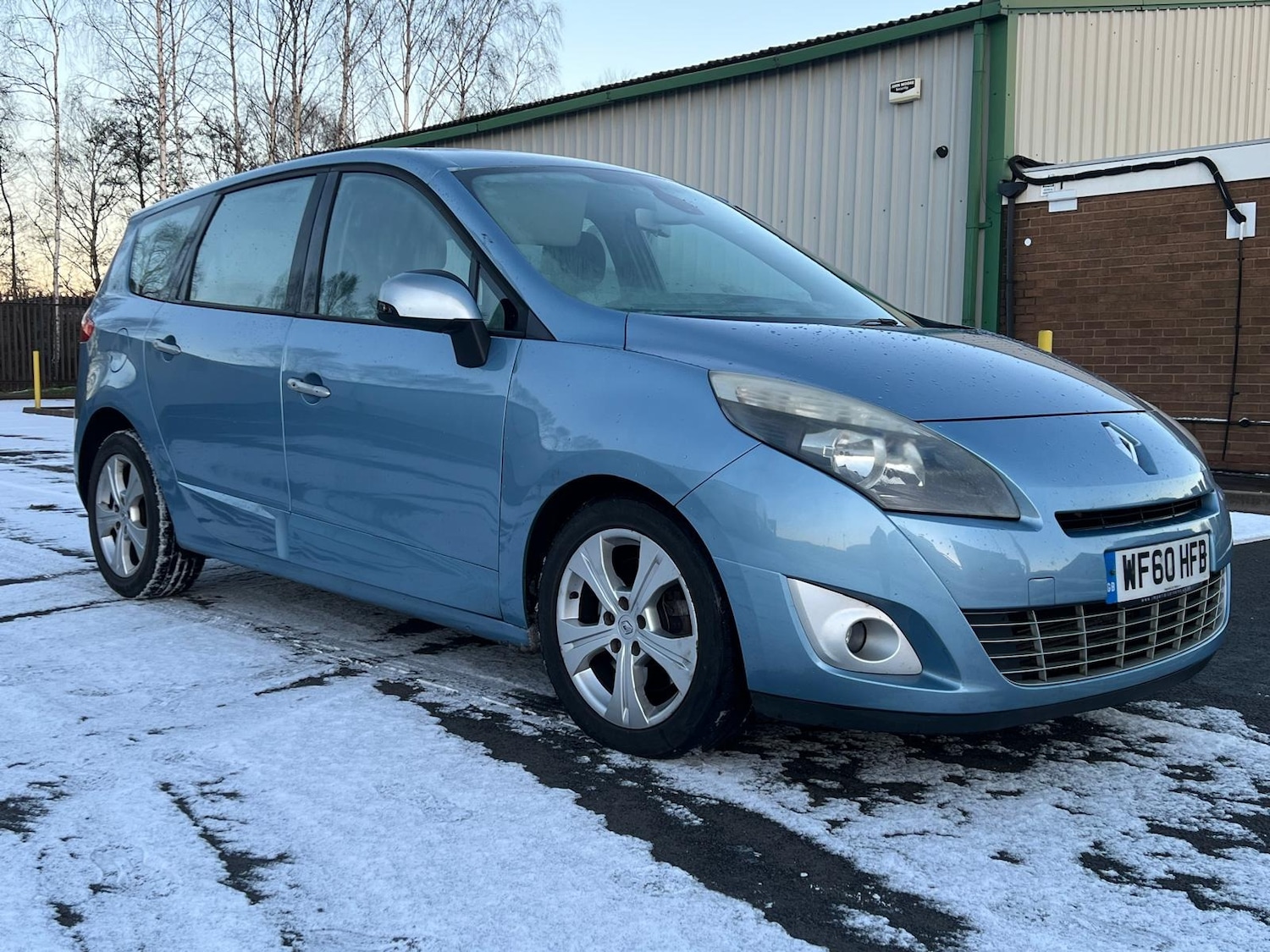 Used Renault Grand Scenic 2010 for sale - 77102475: Photo 6