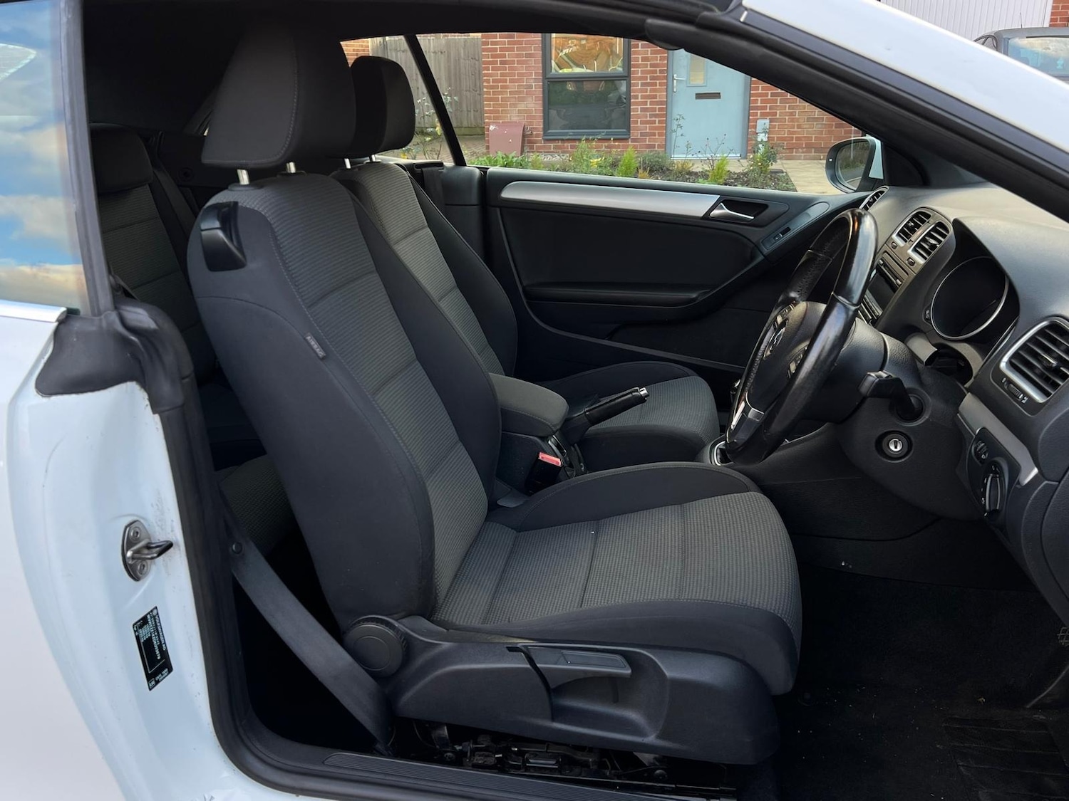 Used Volkswagen Golf 2012 for sale - 77050304: Photo 14