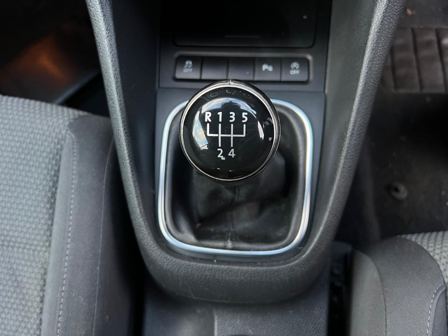 Used Volkswagen Golf 2012 for sale - 77050304: Photo 33