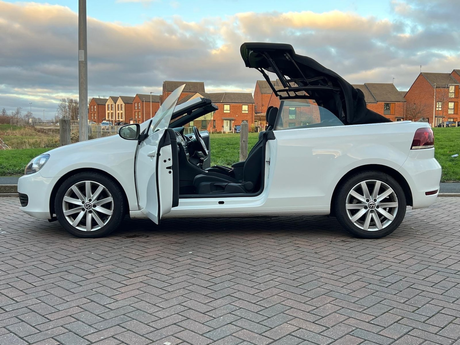 Used Volkswagen Golf 2012 for sale - 77050304: Photo 52