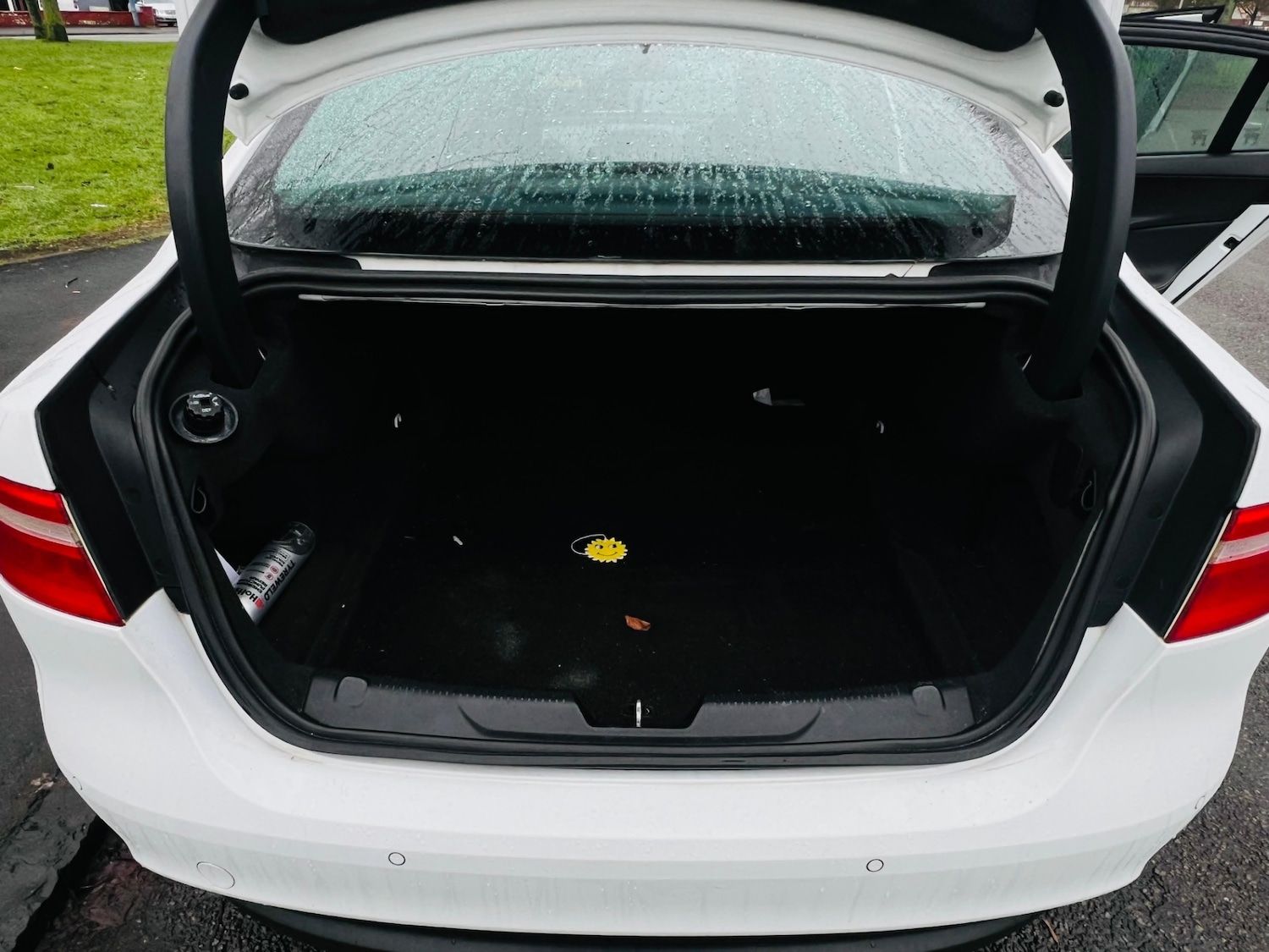 Used Jaguar XE 2017 for sale - 77238656: Photo 13