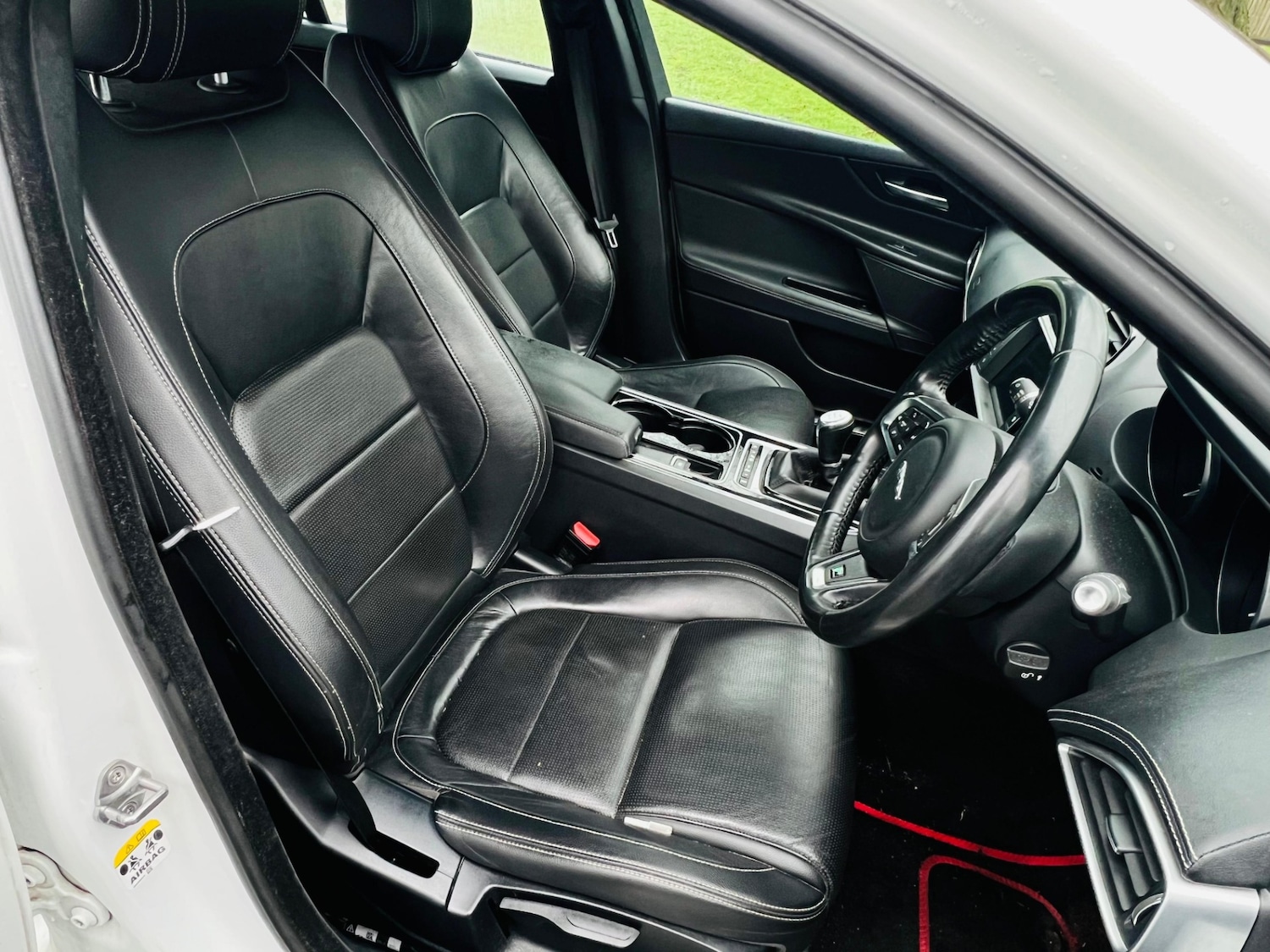 Used Jaguar XE 2017 for sale - 77238656: Photo 14