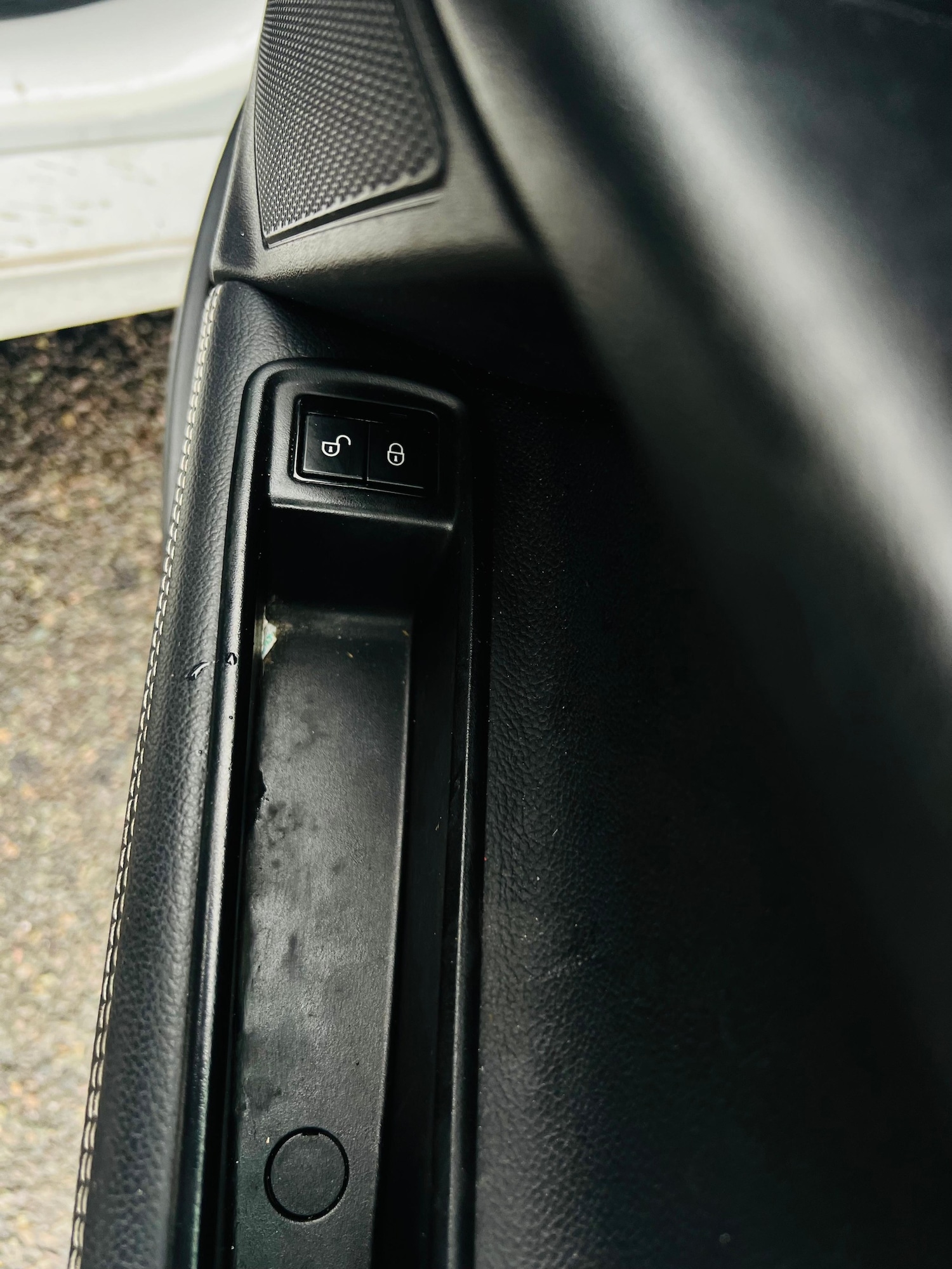 Used Jaguar XE 2017 for sale - 77238656: Photo 33