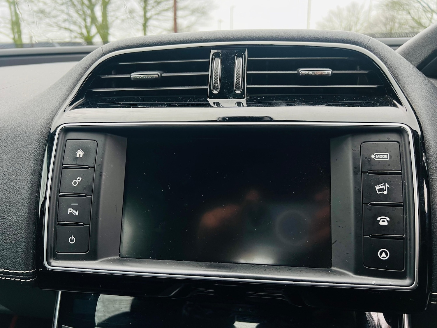 Used Jaguar XE 2017 for sale - 77238656: Photo 35