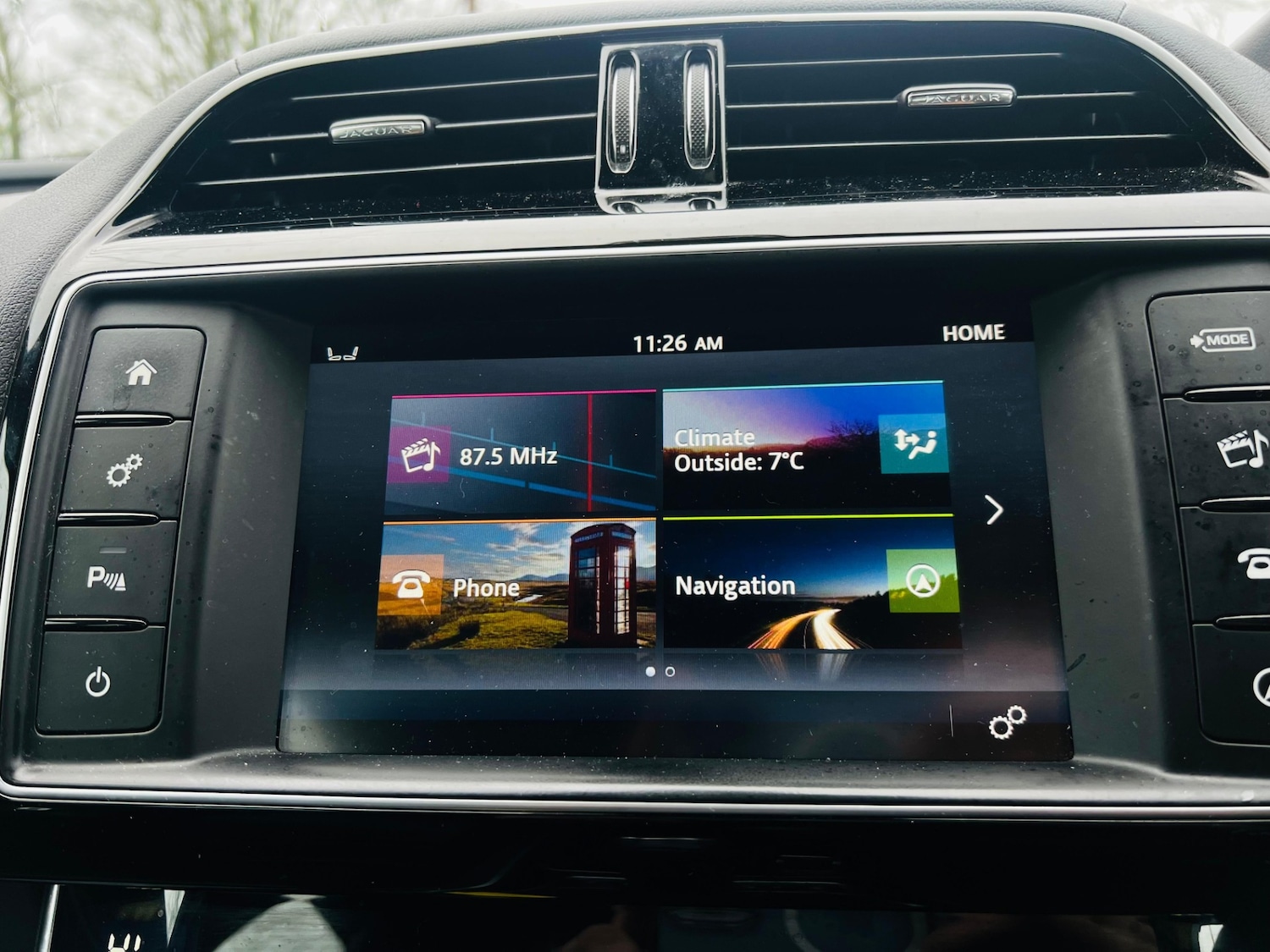 Used Jaguar XE 2017 for sale - 77238656: Photo 41