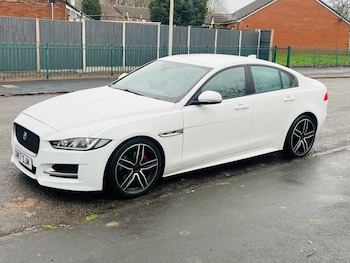 Used Jaguar XE 2017 for sale - 77238656: Photo