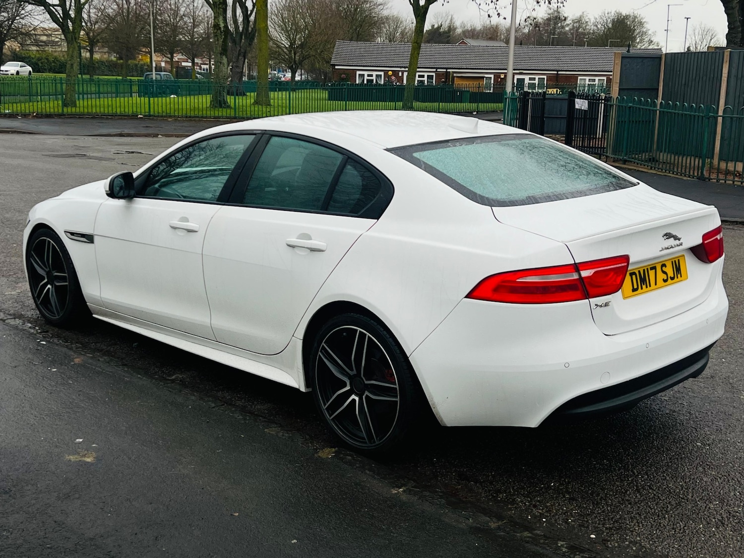 Used Jaguar XE 2017 for sale - 77238656: Photo 5