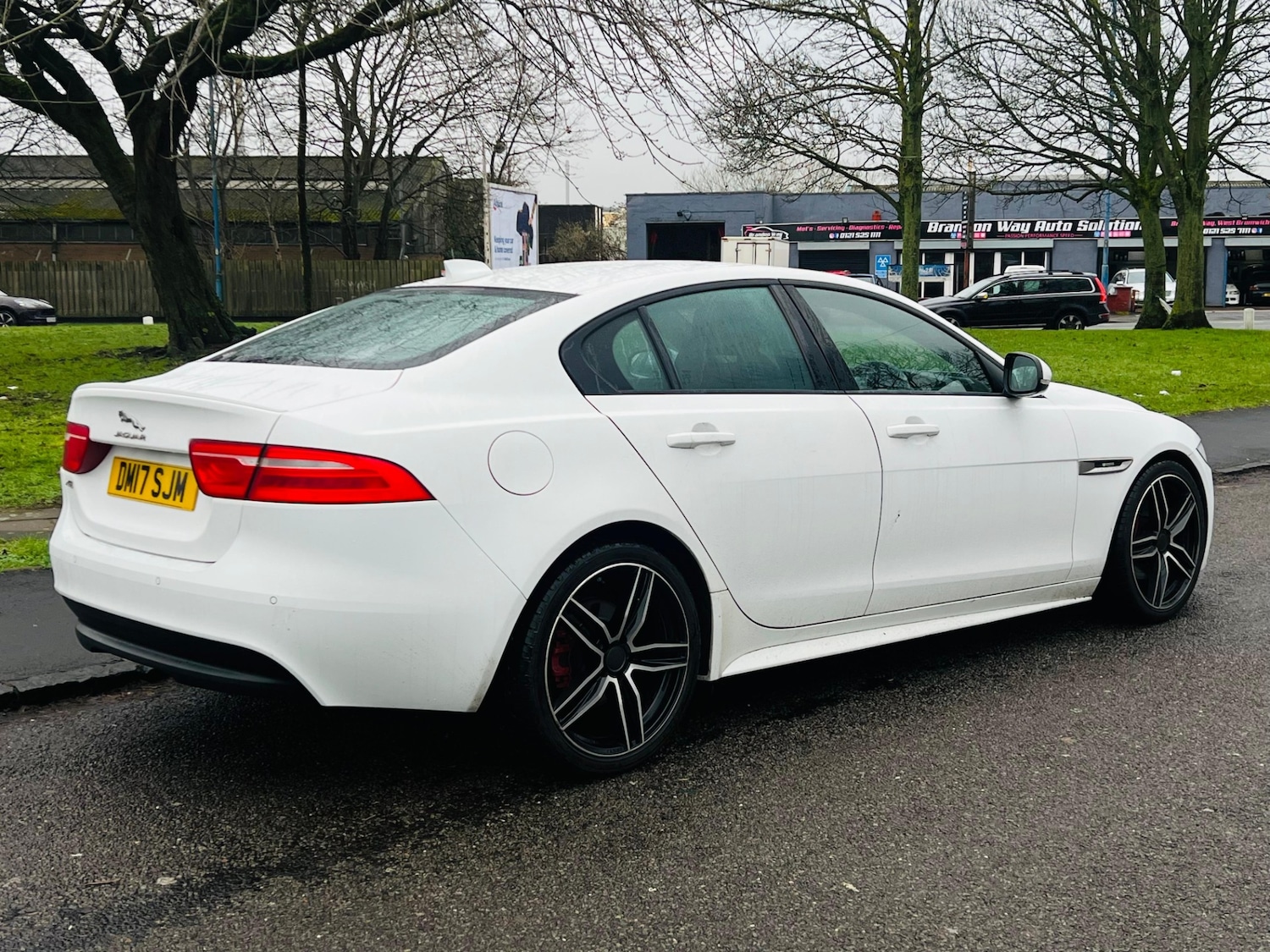 Used Jaguar XE 2017 for sale - 77238656: Photo 8