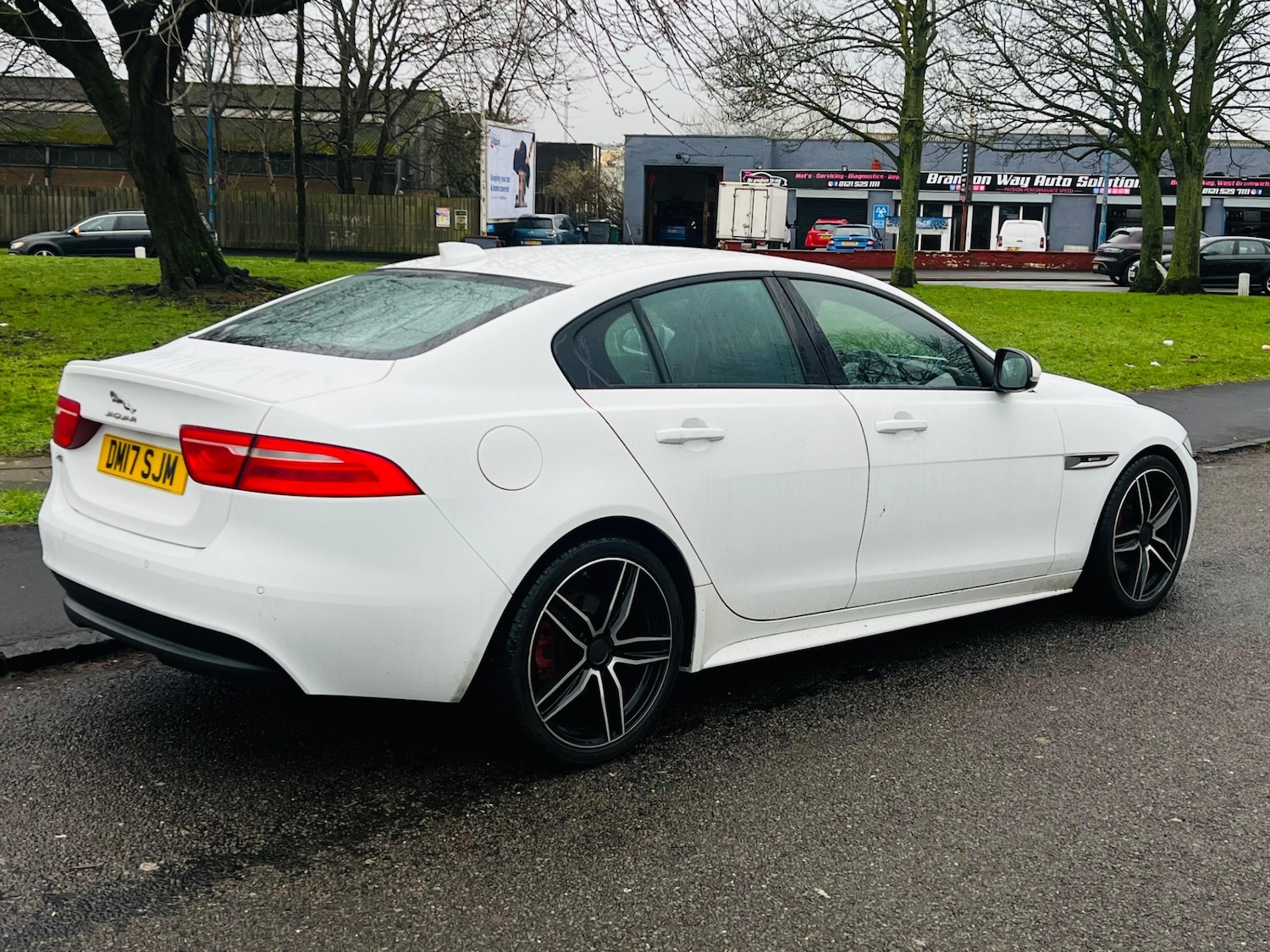 Used Jaguar XE 2017 for sale - 77238656: Photo 9