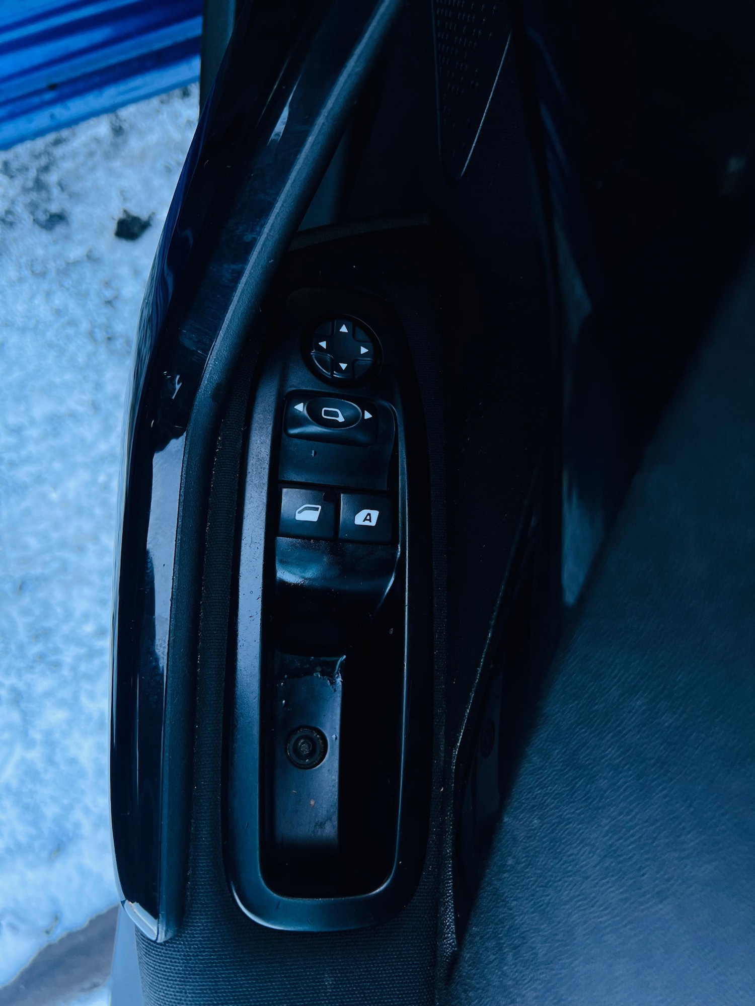 Used Peugeot 208 2012 for sale - 77098852: Photo 11