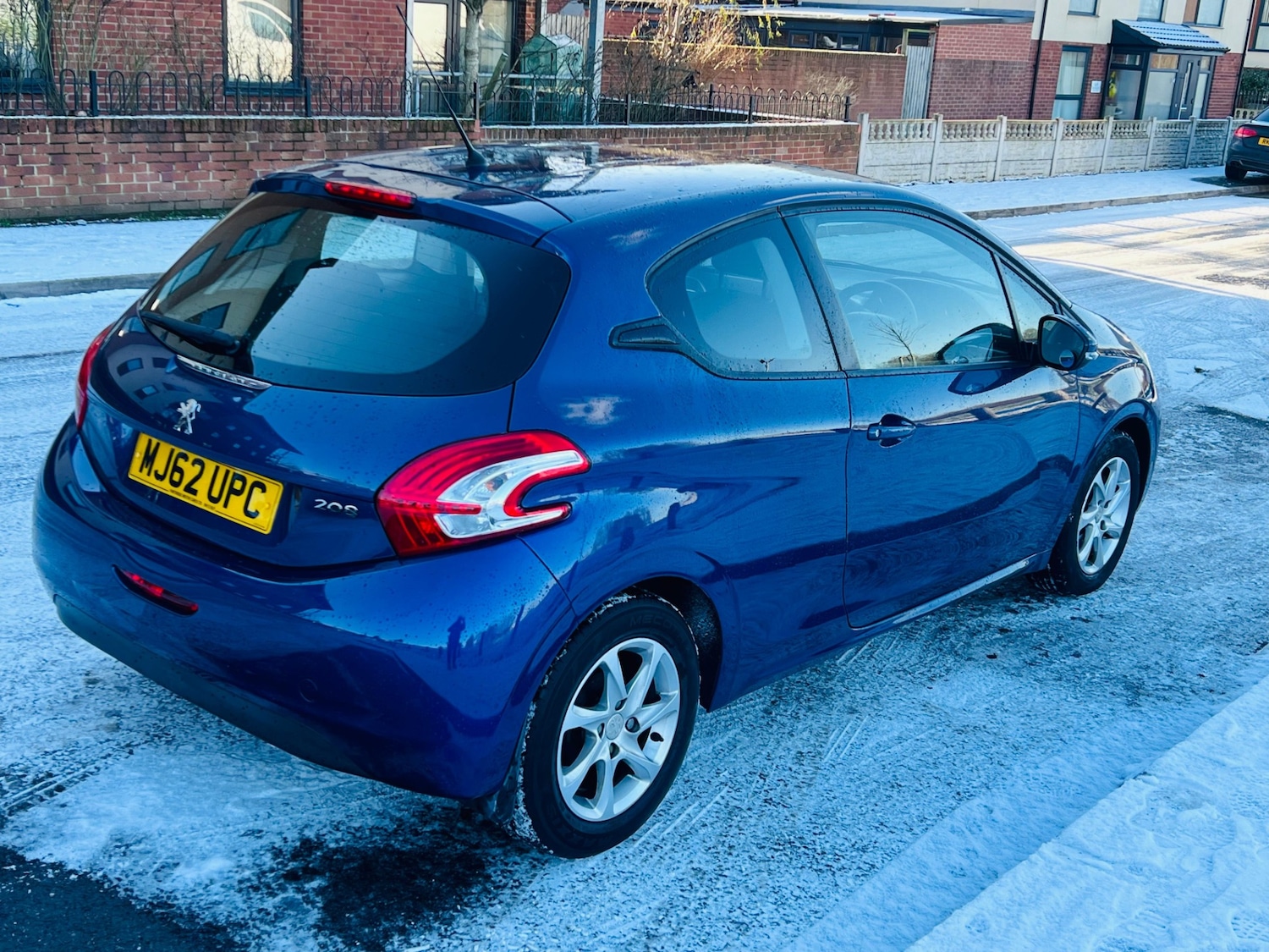 Used Peugeot 208 2012 for sale - 77098852: Photo 18