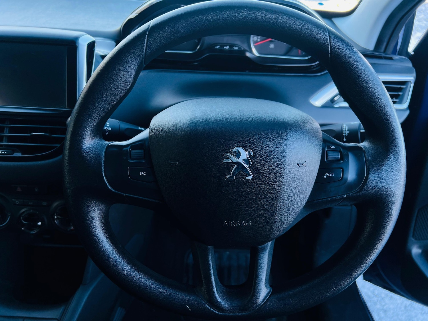 Used Peugeot 208 2012 for sale - 77098852: Photo 42