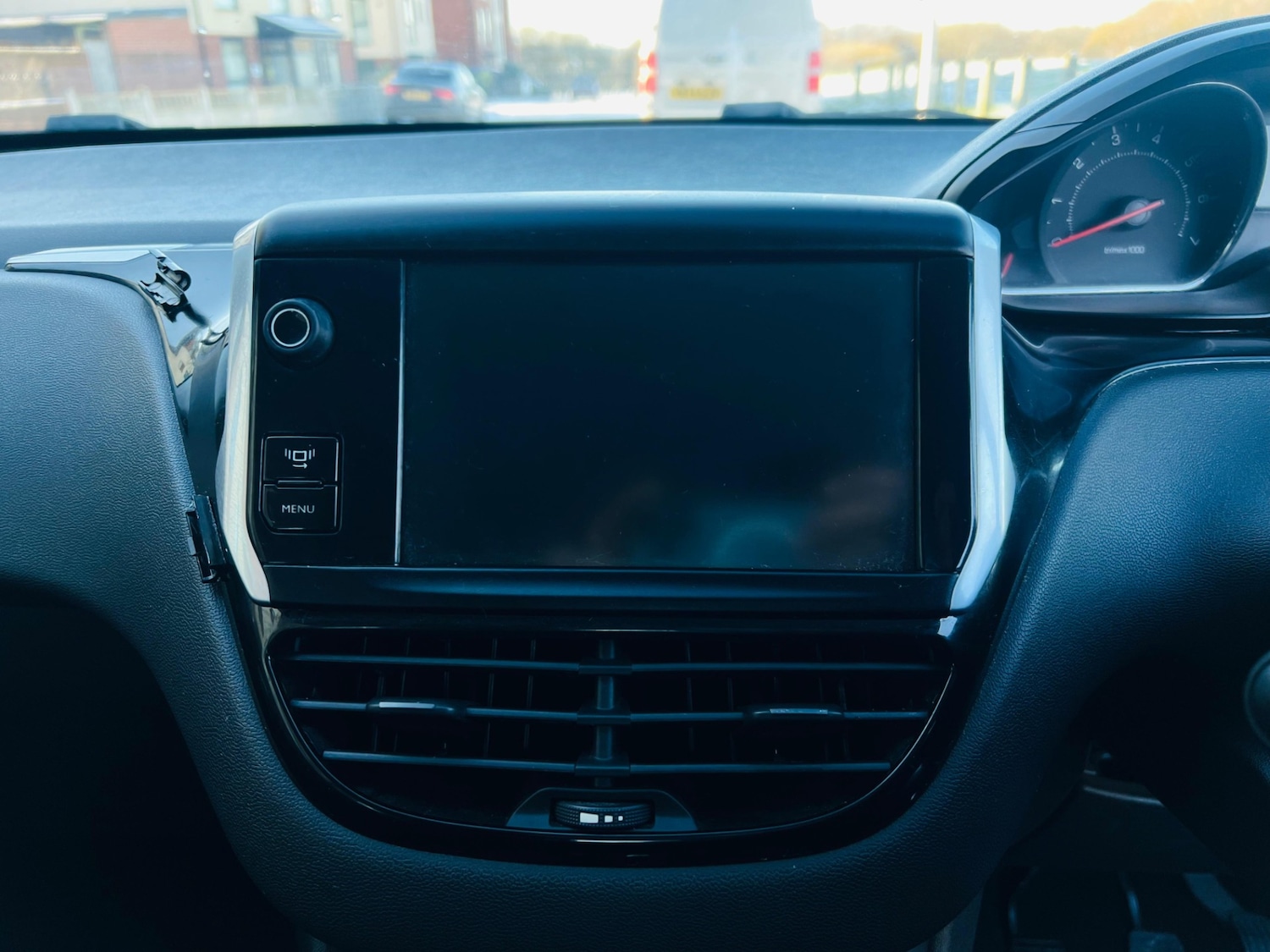 Used Peugeot 208 2012 for sale - 77098852: Photo 43