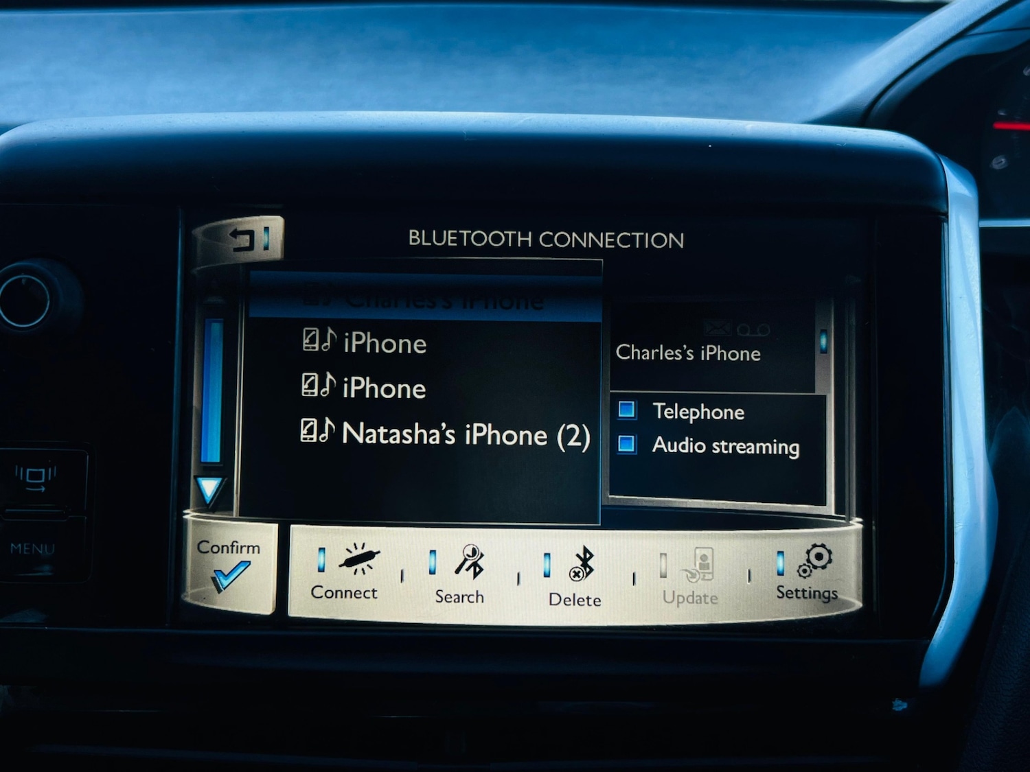 Used Peugeot 208 2012 for sale - 77098852: Photo 46