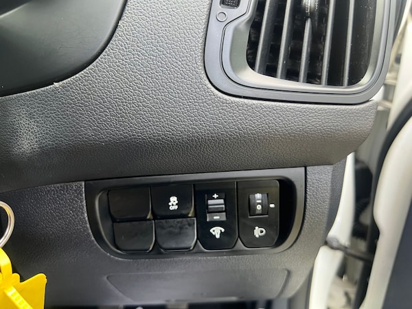 Used Kia Rio 2013 for sale - 76165417: Photo 27