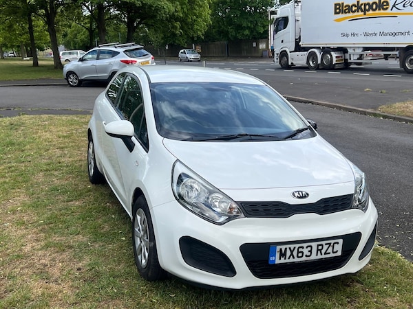 Used Kia Rio 2013 for sale - 76165417: Photo 2