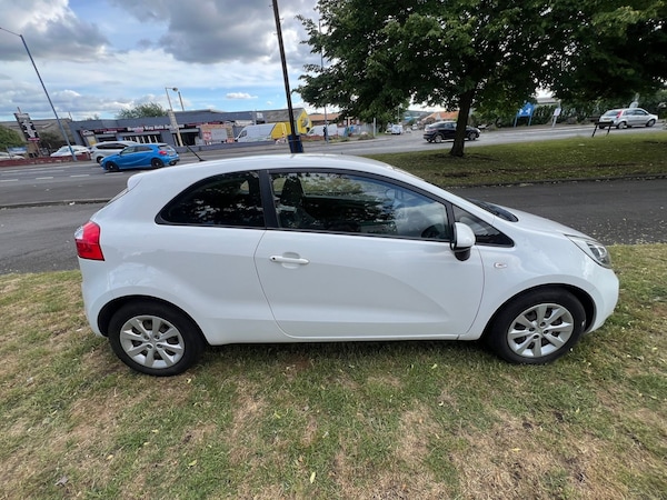 Used Kia Rio 2013 for sale - 76165417: Photo 3