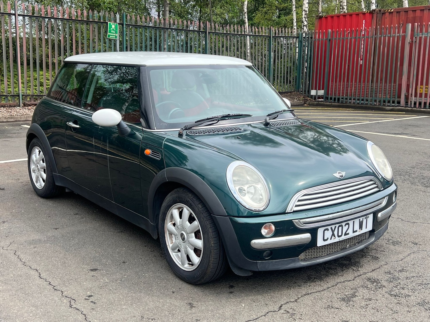 Used MINI Hatch 2002 for sale - 76168084: Photo 1