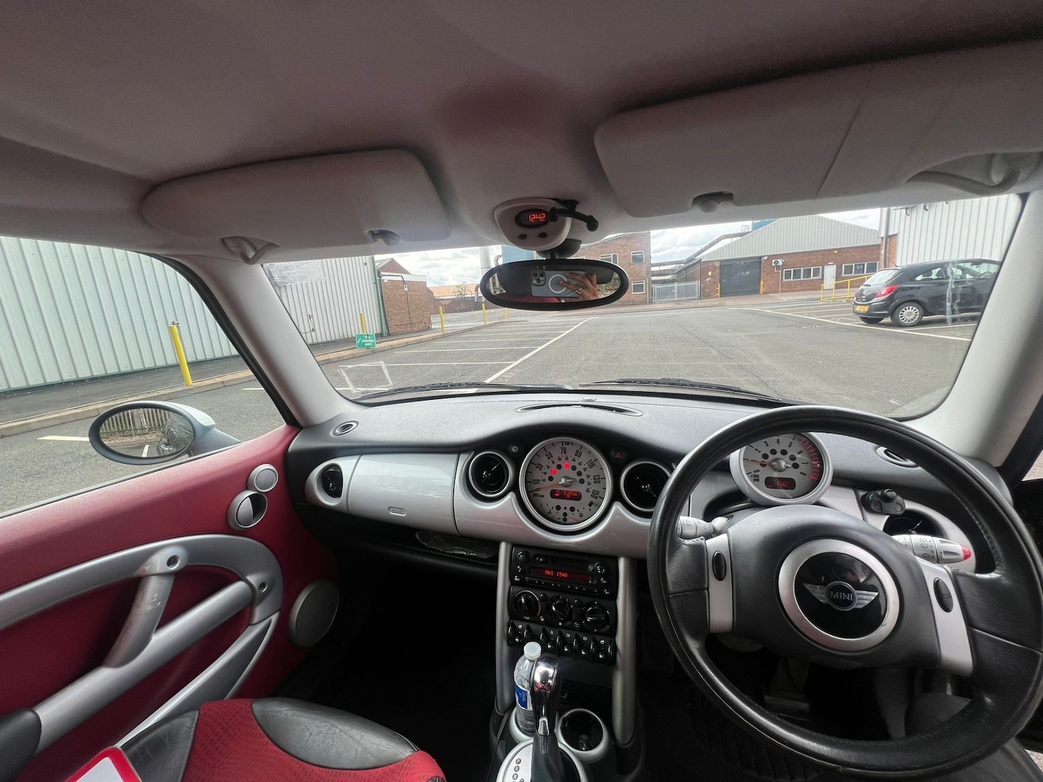Used MINI Hatch 2002 for sale - 76168084: Photo 19