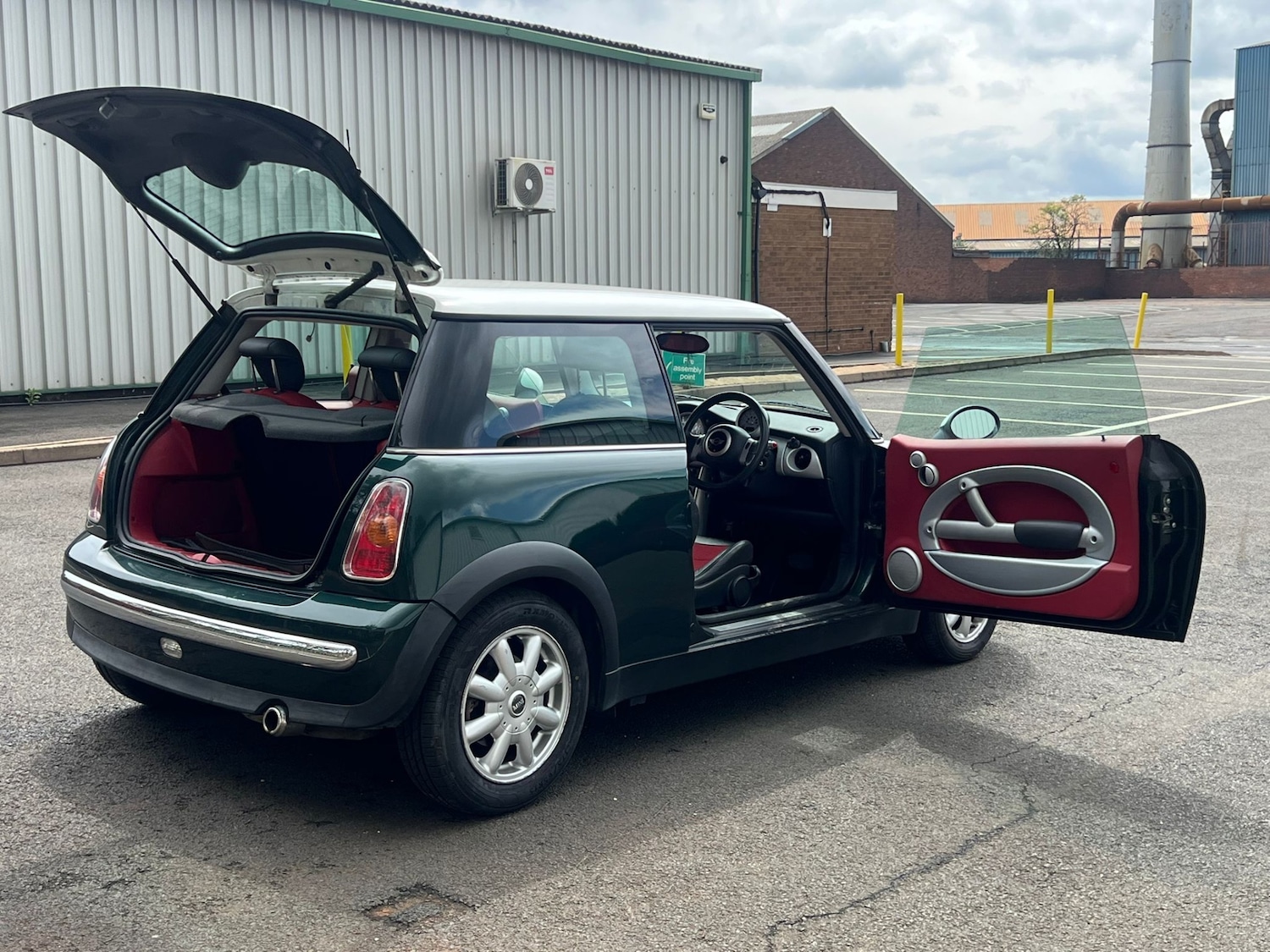 Used MINI Hatch 2002 for sale - 76168084: Photo 30