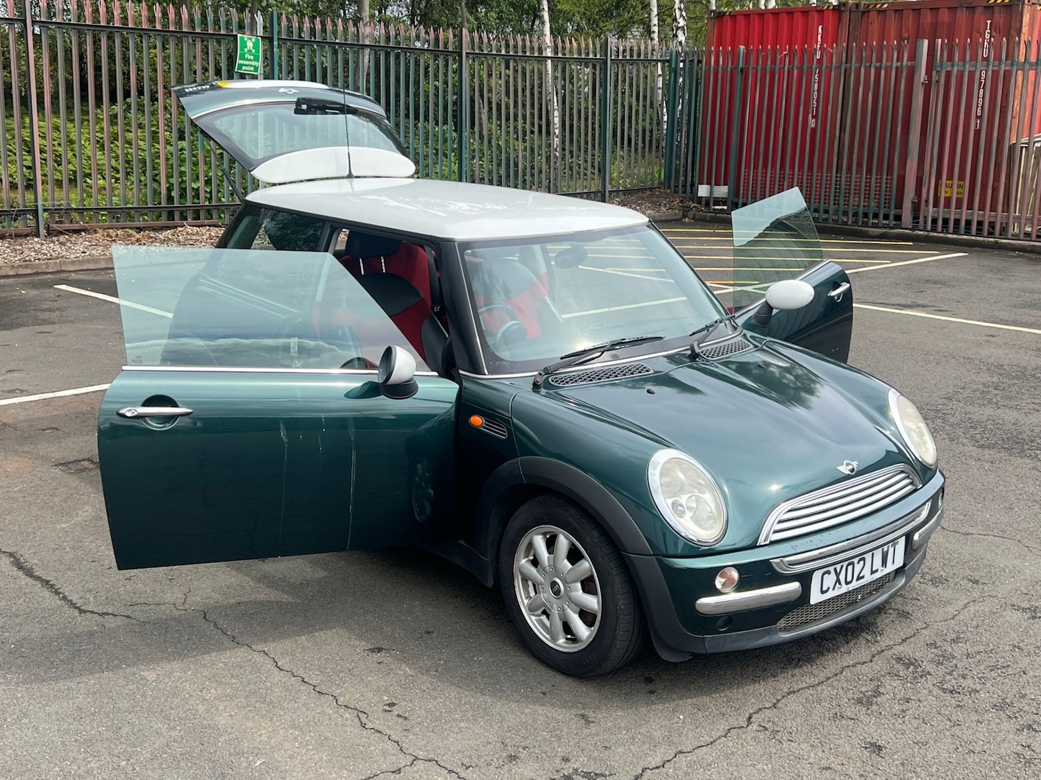 Used MINI Hatch 2002 for sale - 76168084: Photo 31