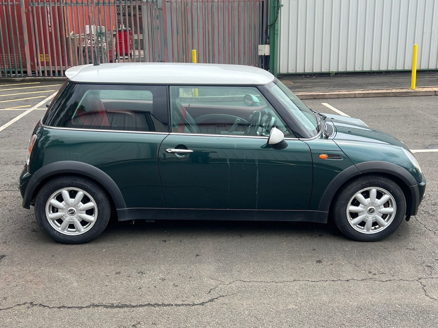 Used MINI Hatch 2002 for sale - 76168084: Photo 4