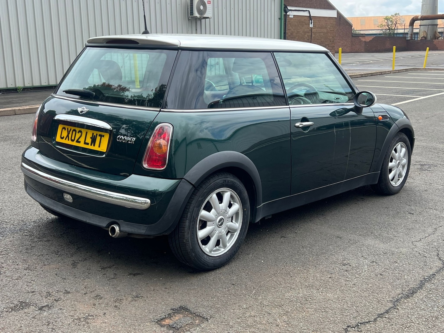 Used MINI Hatch 2002 for sale - 76168084: Photo 5
