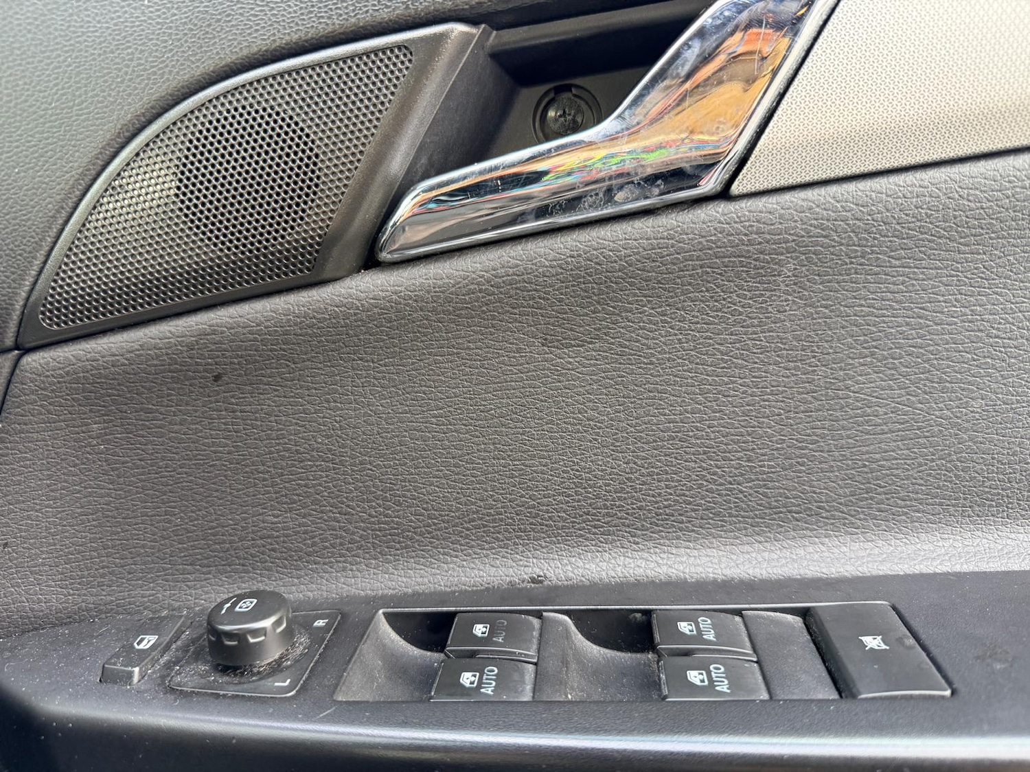 Used Vauxhall Antara 2013 for sale - 77622954: Photo 28