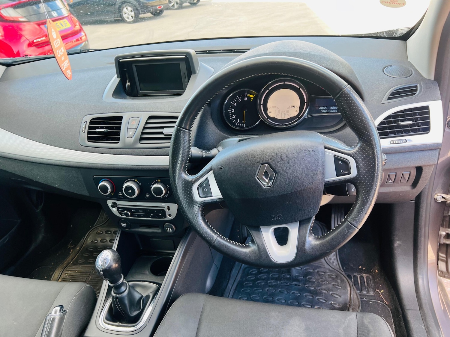 Used Renault Megane 2012 for sale - 77706109: Photo 12