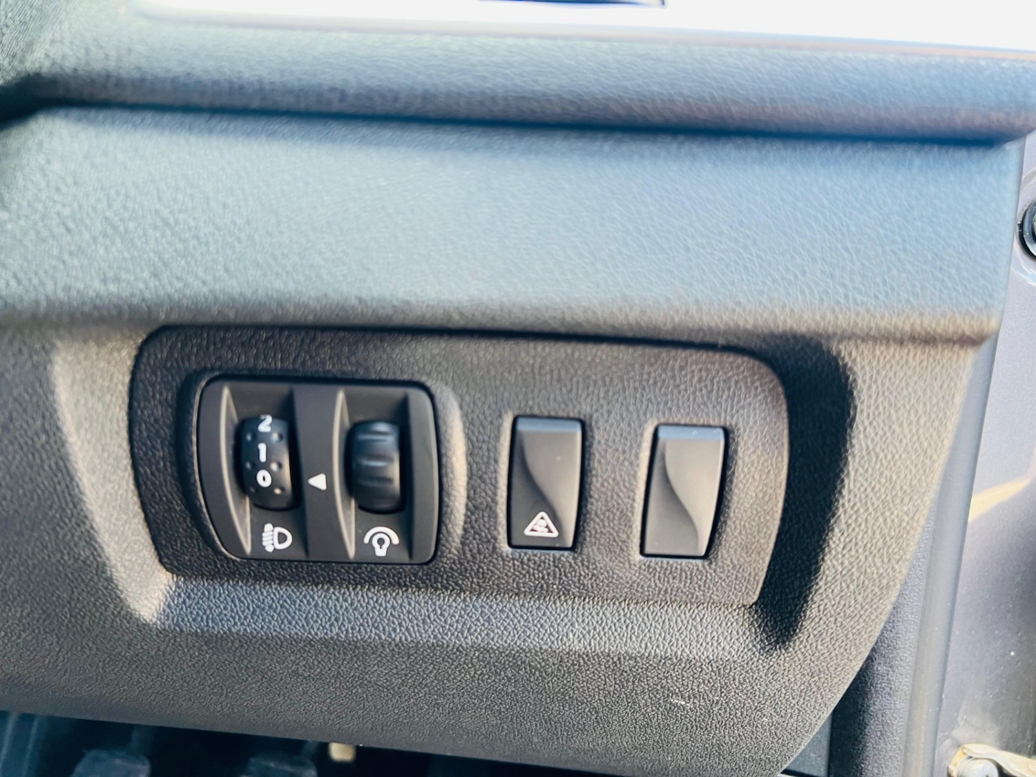 Used Renault Megane 2012 for sale - 77706109: Photo 13