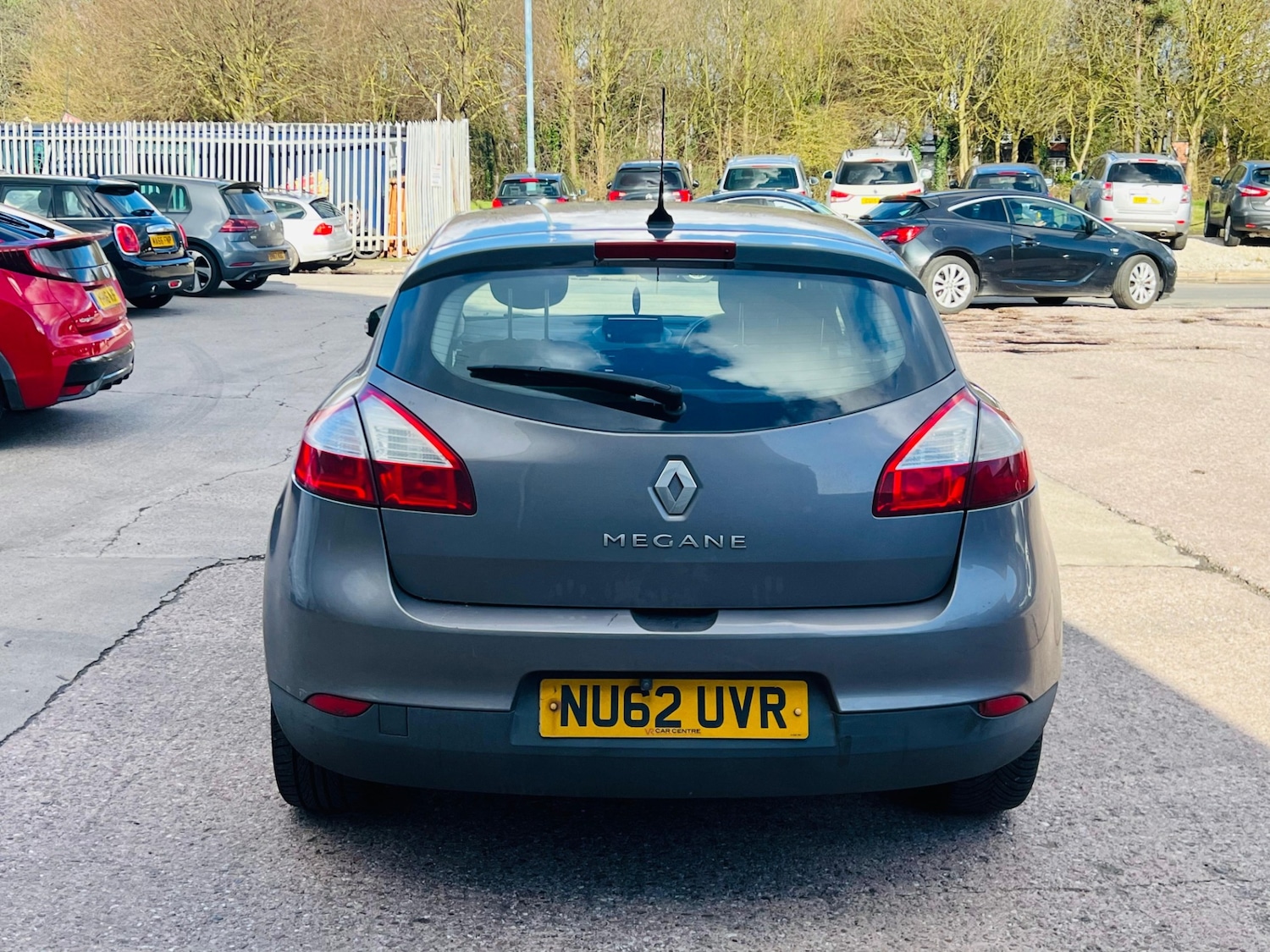 Used Renault Megane 2012 for sale - 77706109: Photo 2