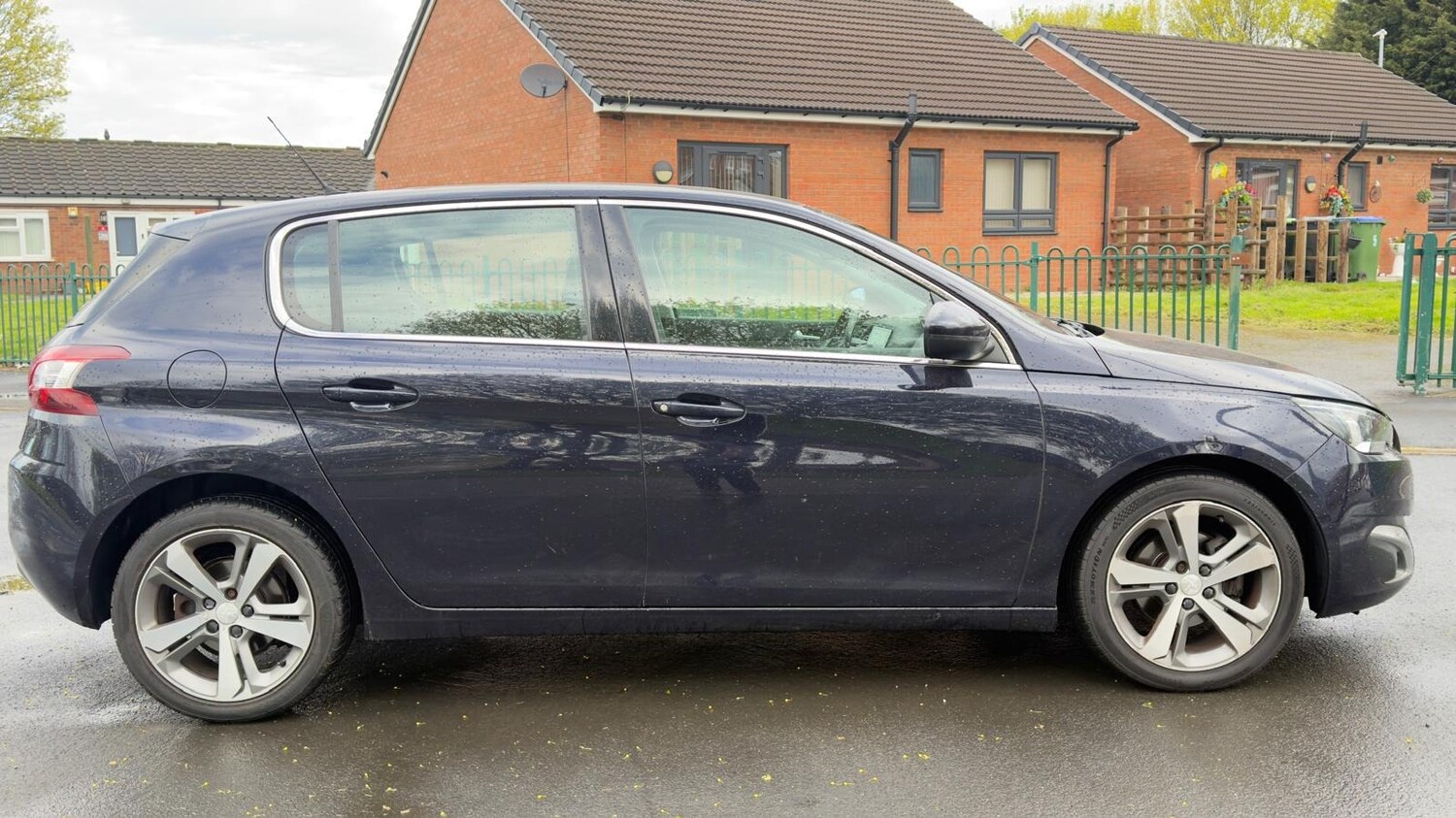 Used Peugeot 308 2014 for sale - 78206320: Photo 14