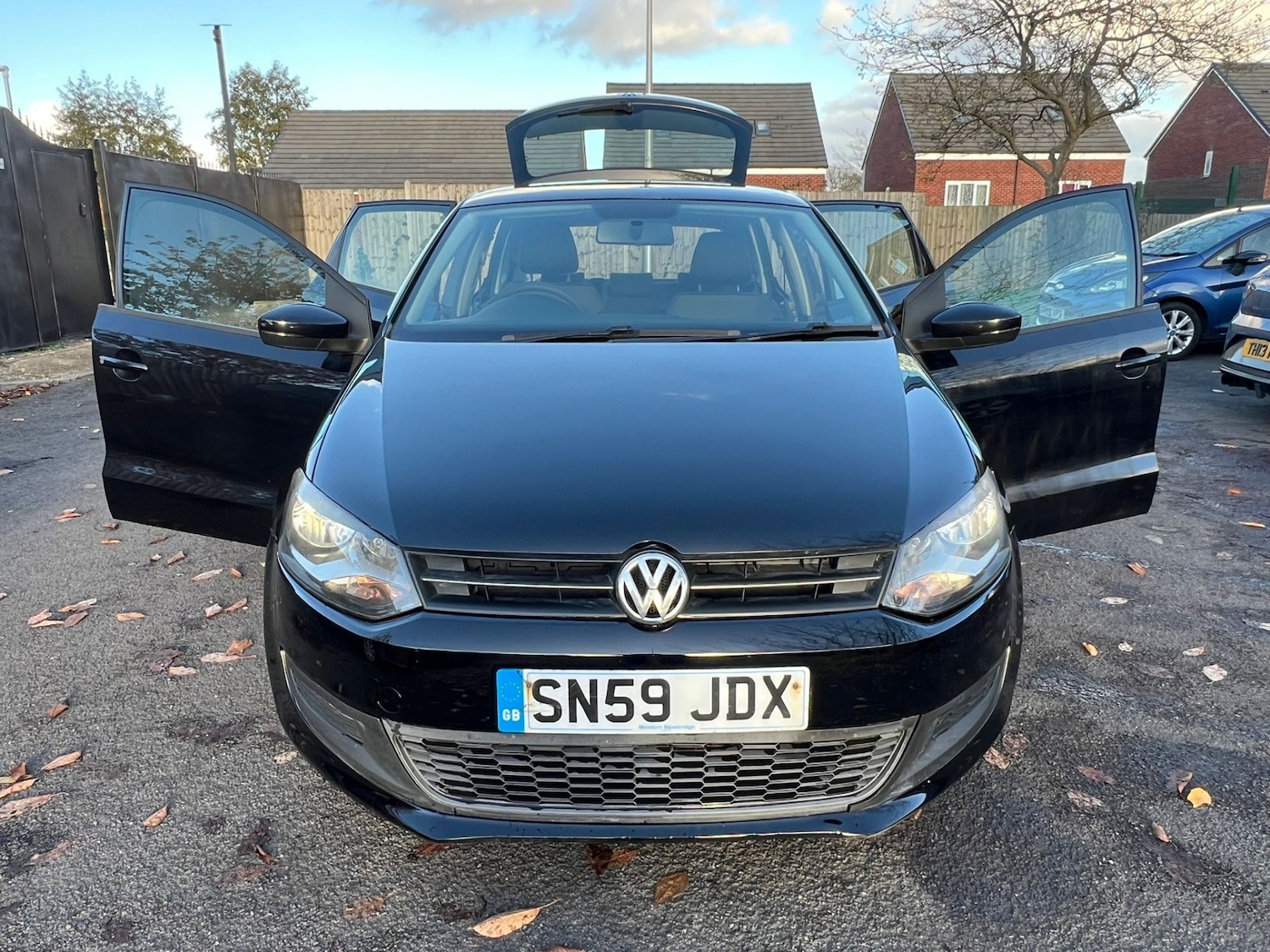 Used Volkswagen Polo 2010 for sale - 76389546: Photo 14